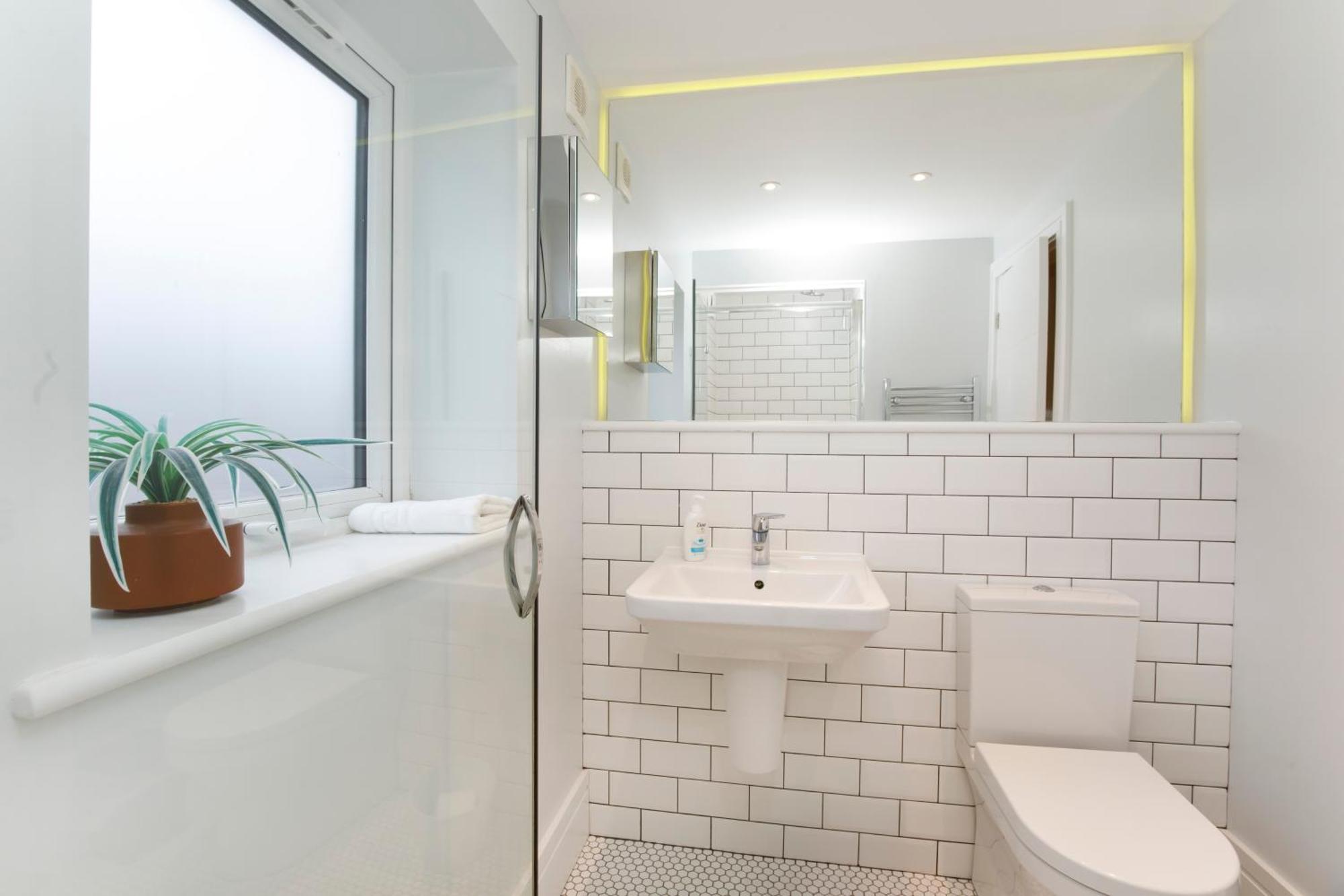 Compton Lodge Luxury Apartment-Free Parking York Exteriör bild