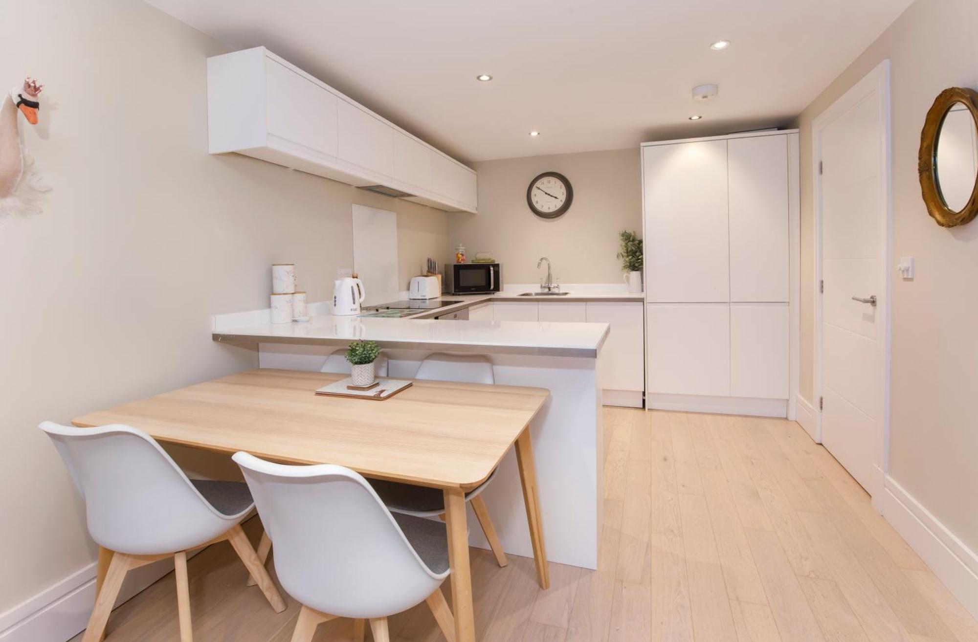 Compton Lodge Luxury Apartment-Free Parking York Exteriör bild